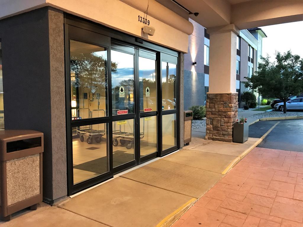 Country Inn & Suites By Radisson, Mt Pleasant-Racine West, Wi Sturtevant Exterior photo